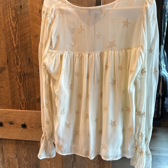 Woman’s blouse - Picture 4 of 7